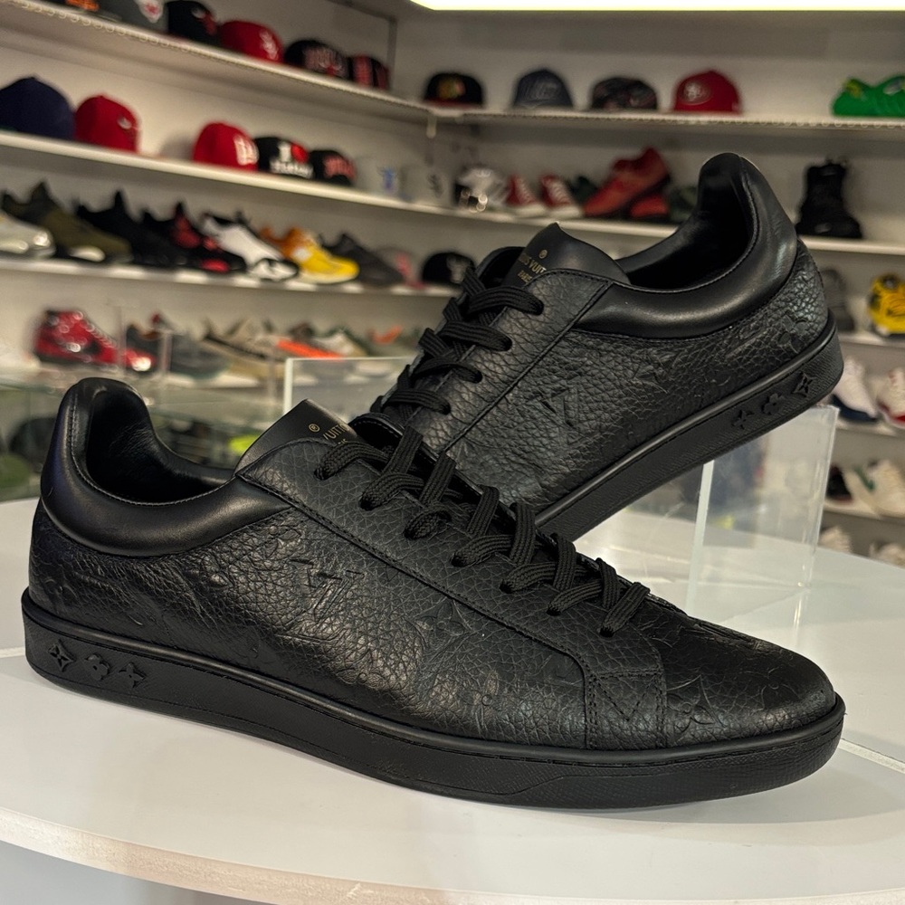 Louis Vuitton Paris Sneakers Size 8 Black